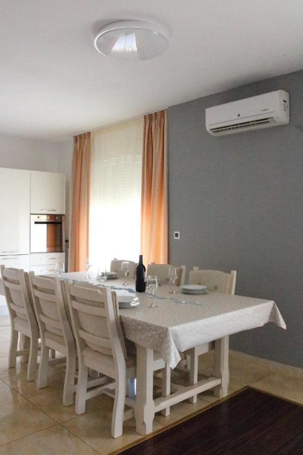 Lucija Apartment สปลิท ภายนอก รูปภาพ